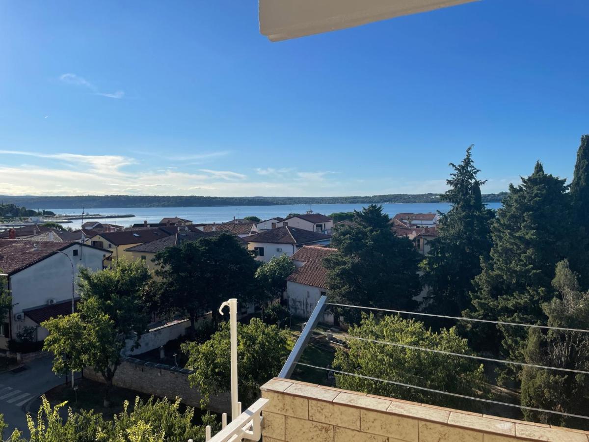 App Robi Leilighet Novigrad Istria Eksteriør bilde